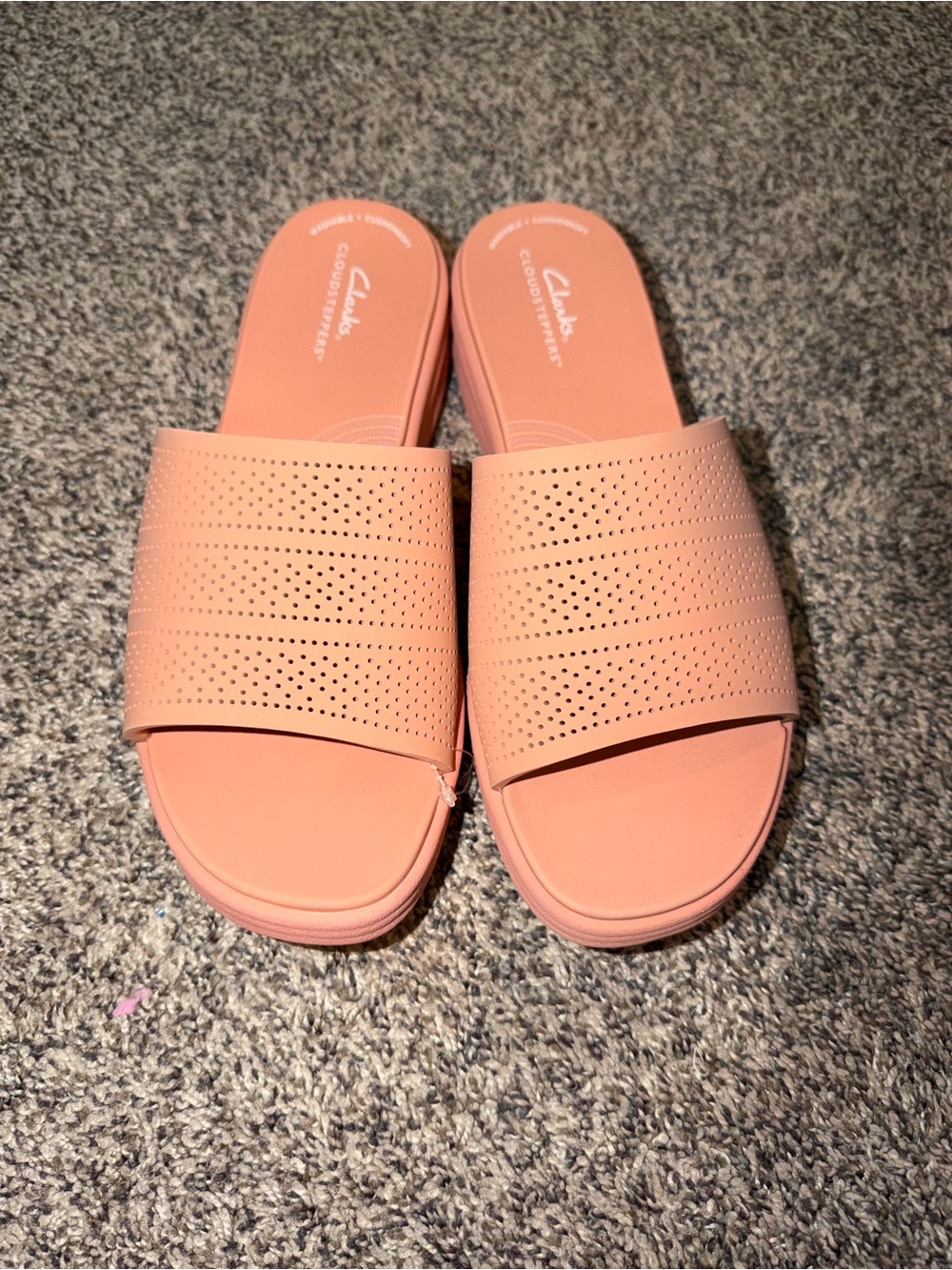 Clarks Cloudsteppers Drift Twist peach slide sandals NWT